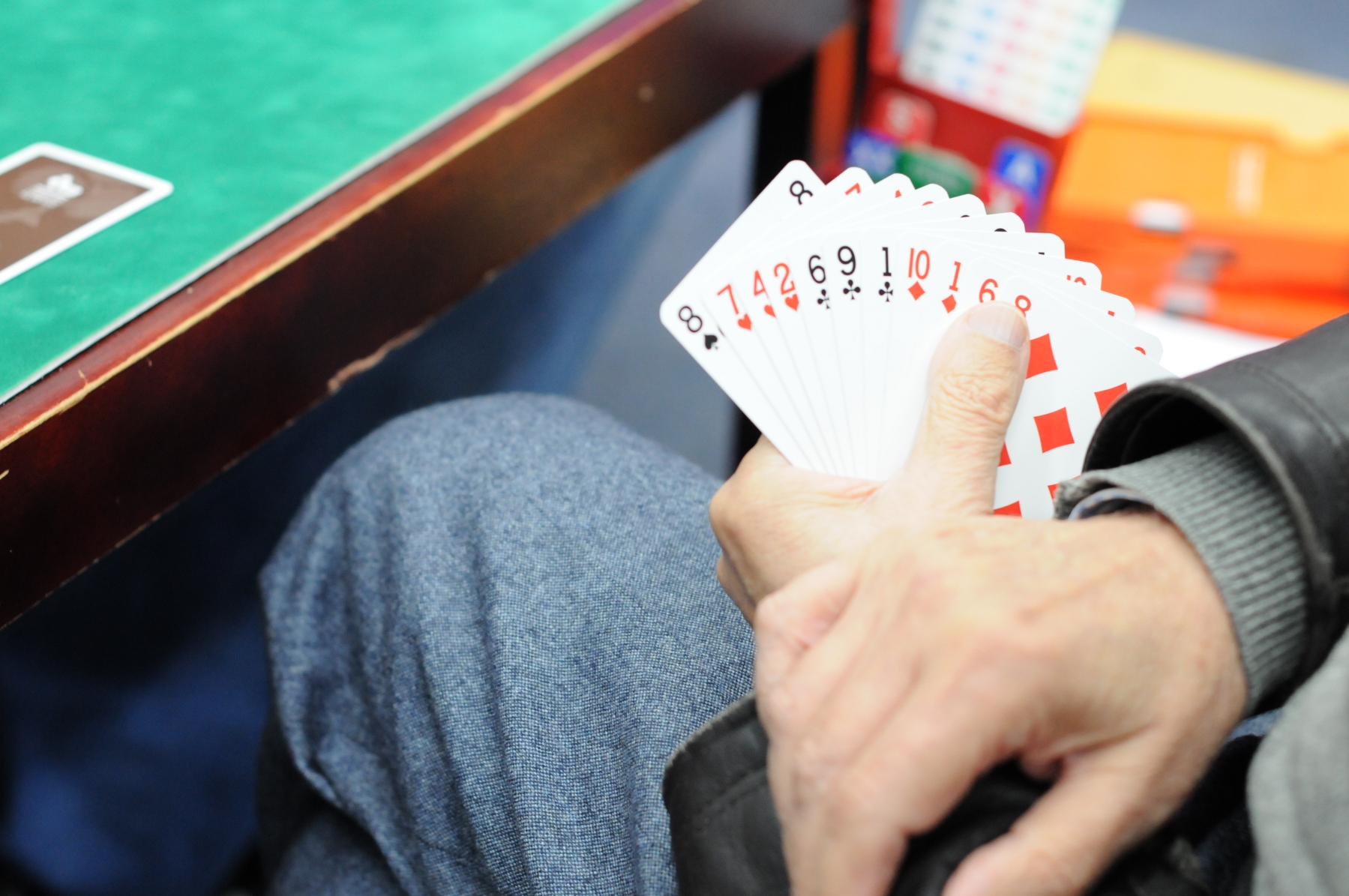 Débutant au bridge il se place sur un podium des championnats de France apprenti-B (1).JPG